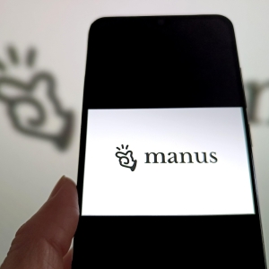 Manus官网显示“在你所在地区不可用”，多个社交帐号清空内容 ... ...